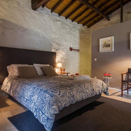 1720 Quinta Da Cancela - Winery & Farmhouse Guimaraes Luaran gambar
