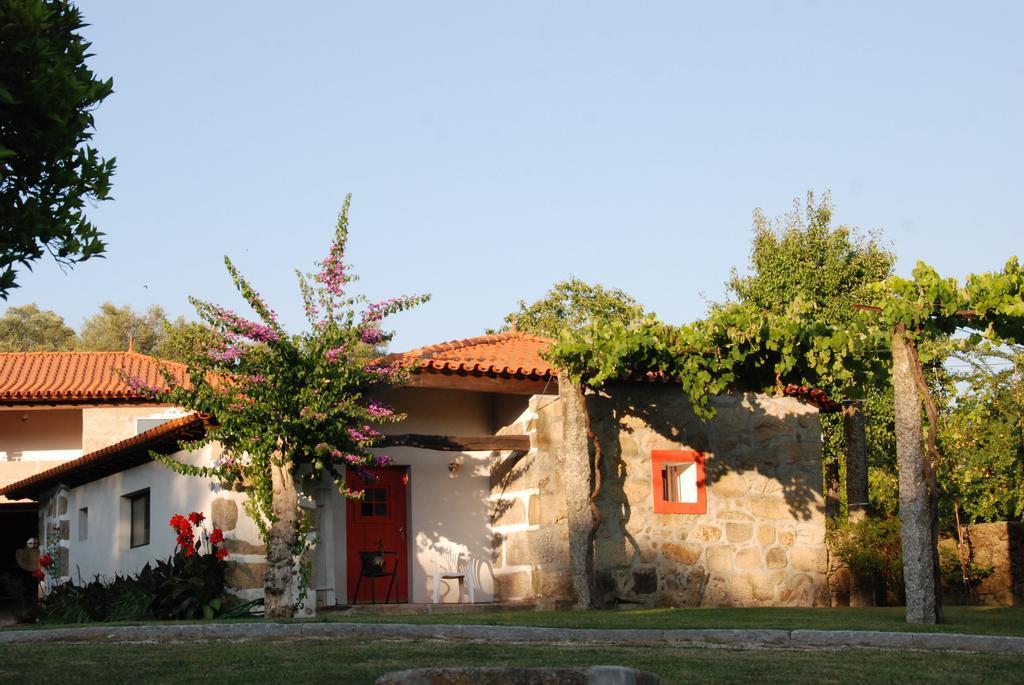 1720 Quinta Da Cancela - Winery & Farmhouse Guimaraes Luaran gambar