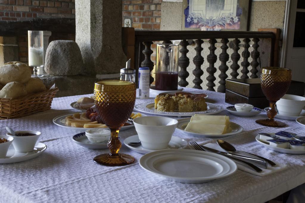 1720 Quinta Da Cancela - Winery & Farmhouse Guimaraes Luaran gambar