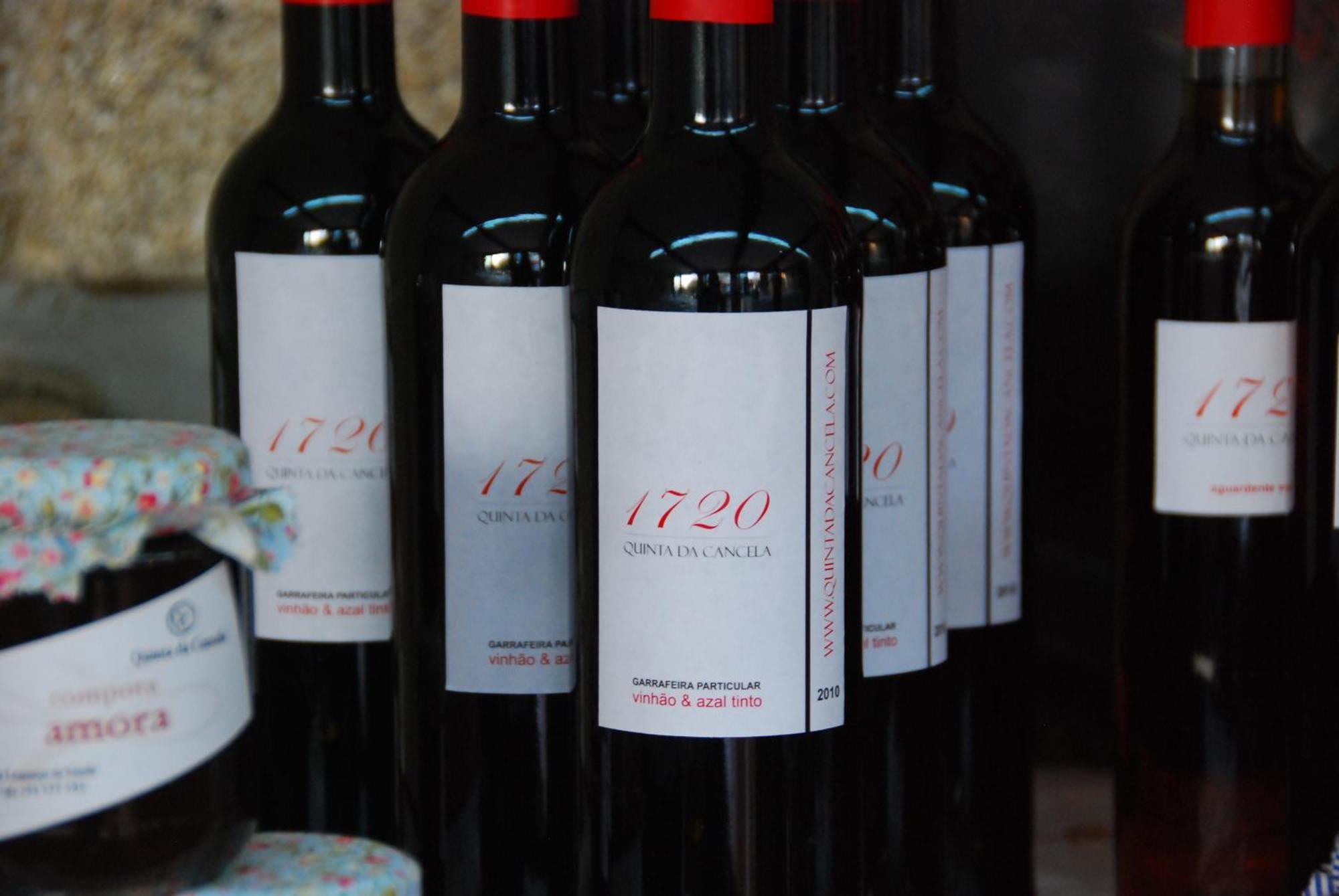 1720 Quinta Da Cancela - Winery & Farmhouse Guimaraes Luaran gambar