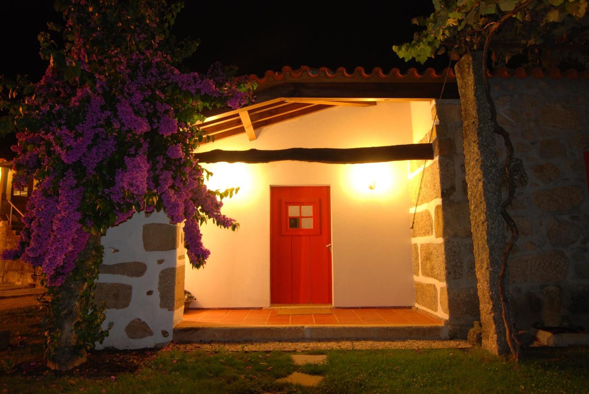 1720 Quinta Da Cancela - Winery & Farmhouse Guimaraes Luaran gambar