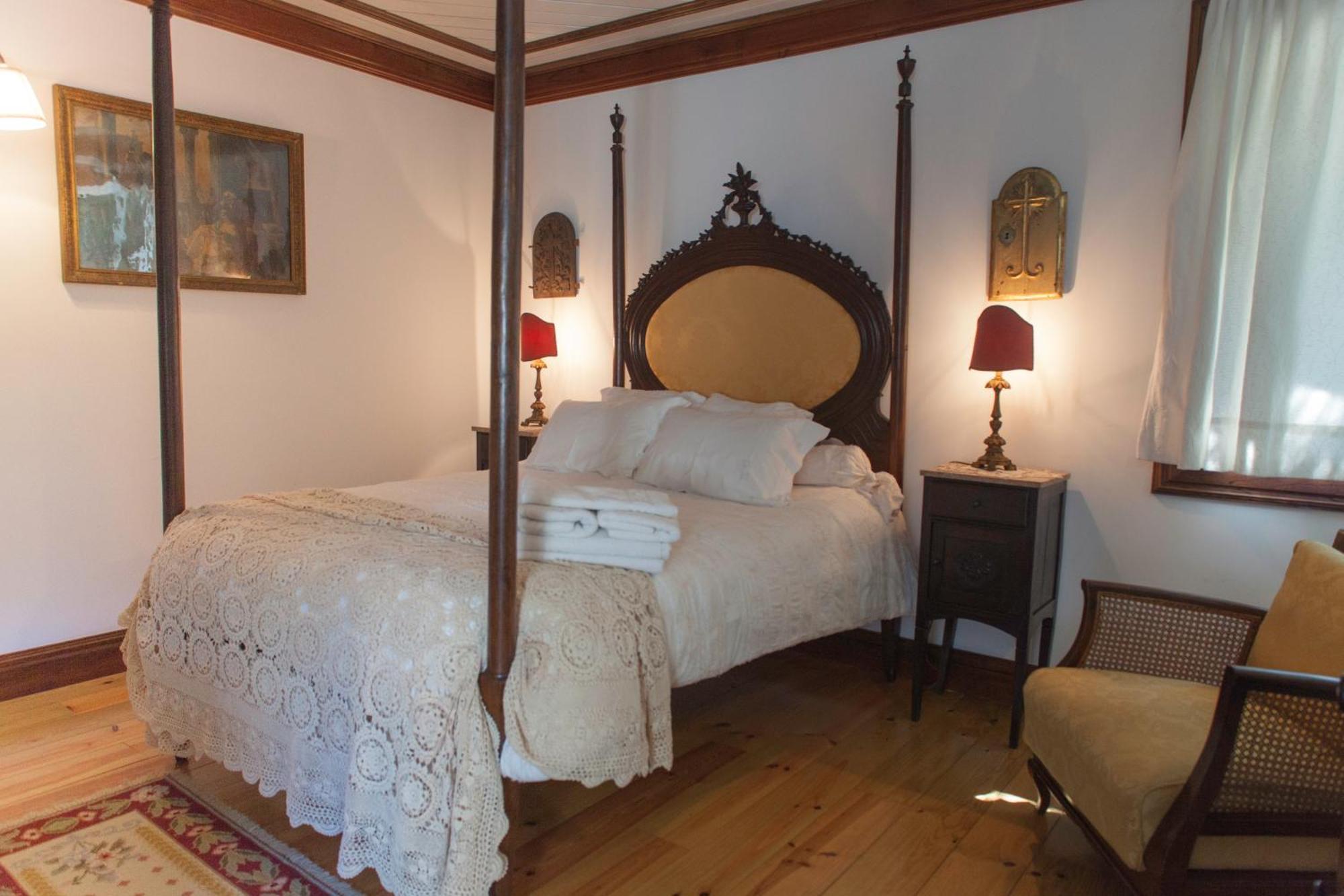 1720 Quinta Da Cancela - Winery & Farmhouse Guimaraes Bilik gambar